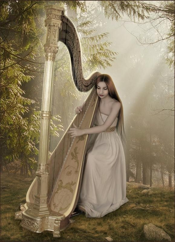 femme a la harpe